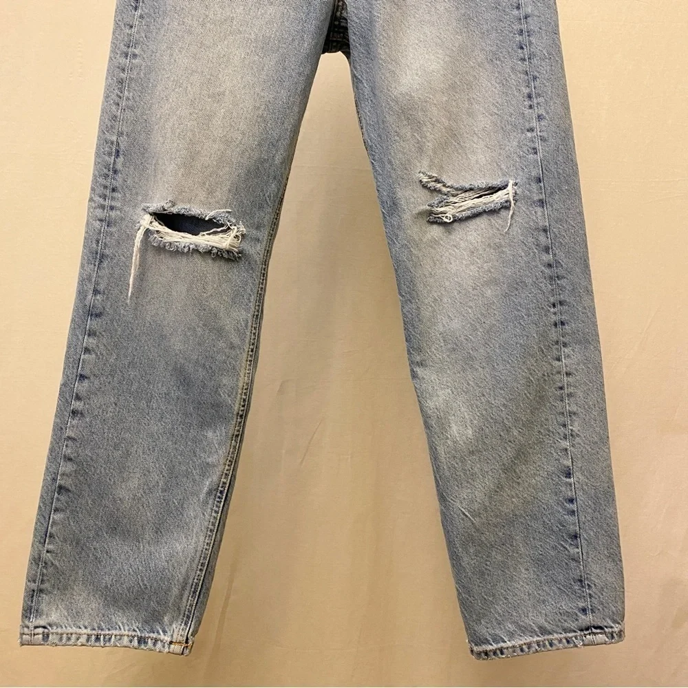 Zara Size 4 High Rise Mom Jeans Ripped Knees Frayed Waistband Distressed Tapered